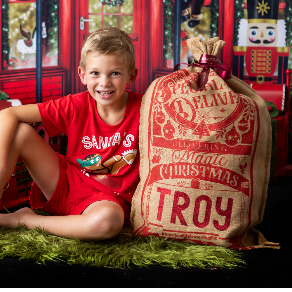 Dasher Christmas Sack, Red – 80 × 53 cm